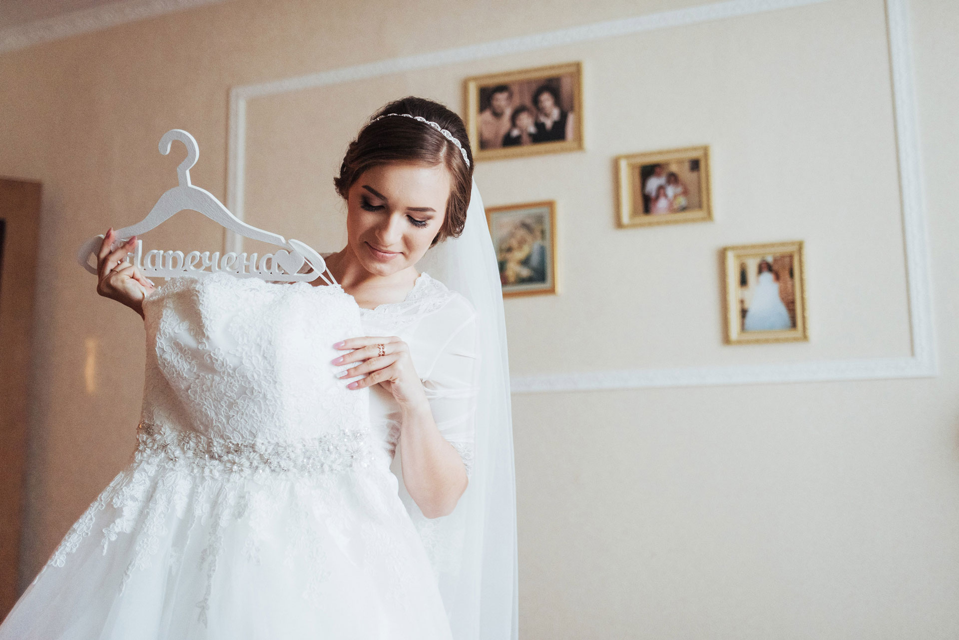 girl trying on wedding dress 2021 08 29 09 44 24 utc Top 6 Reasons Why You Need wedding dress restoration