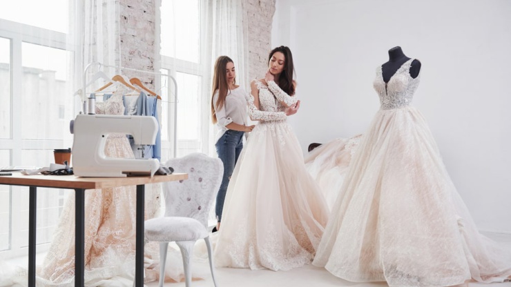 7 Tips on Wedding Dress Custom Tailoring and Alterations